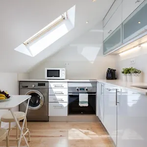 https://santa-justa-apartments-downtown-center.hotels-lisbon-portugal.com